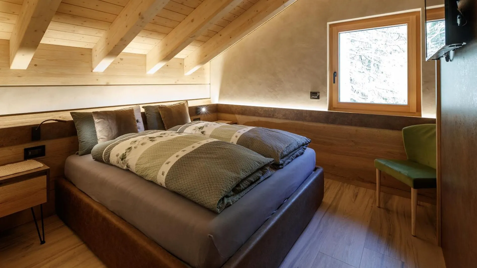 Chaleix Apartment Livigno Italy